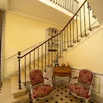 Pensión La Maison De Maitre 5*
