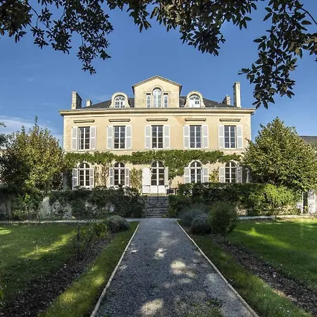 D'hotes La Maison De Maitre Guest house